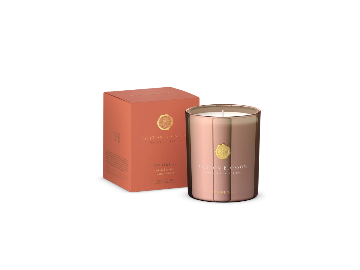 1115662-rituals-private-collection-cotton-blossom-scented-candle-360g-pack-closed.webp