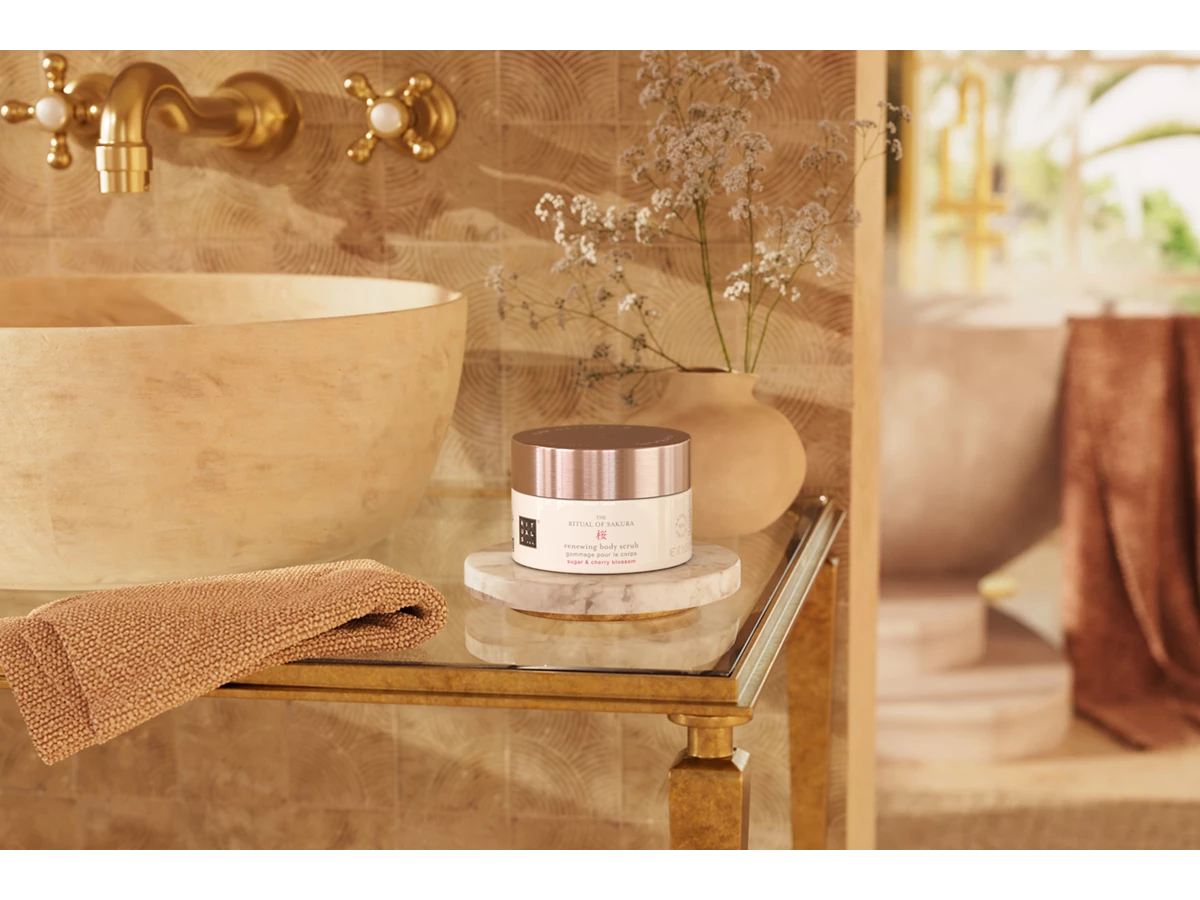 1116132-sa24001-sakura-scrub-250ml.webp
