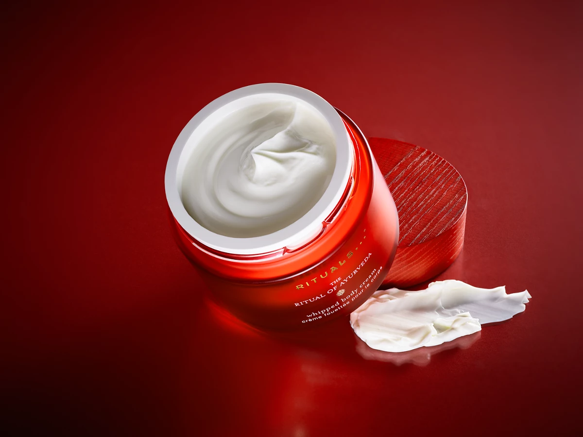 1118767-rituals-ay26051-ayurveda-body-cream-landscape.webp